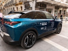 Nowy Peugeot 3008 na czerwonym dywanie. SUV-y marki wożą gwiazdy 29. Festiwalu Filmowego w Maladze