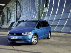 Koniec pewnej epoki. Volkswagen ostatecznie uśmierca model Touran