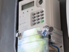 4033 zł na prąd przez cały rok. Wypłaty bez względu na dochody