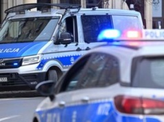 Autobus potrącił pieszych na pasach. "Oślepiło mnie słońce"