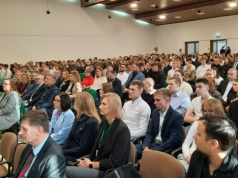 Blisko 400 uczniów kończy klasy akademickie w ANS w Koninie.