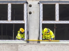 Nowe dane o rynku pracy. Ukraińców wciąż przybywa, jeden region dominuje