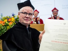 Profesor Jerzy Hausner 50. Doktorem Honoris Causa Uniwersytetu Opolskiego