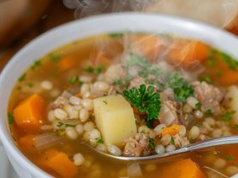 Dodaję do krupniku. Dzięki temu zupa jest lżejsza, a wciąż pełna smaku i aromatu