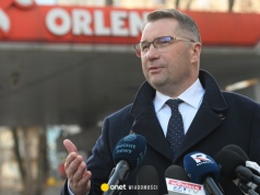 Burza wokół słów Przemysława Czarnka o OZE. "Ten atak jest potrójnie bez sensu"