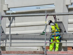 GUS ujawnia nowe dane. Spory wzrost liczby pracowników z zagranicy