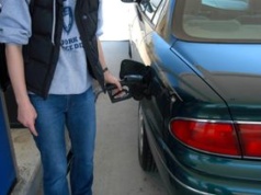 Górale tankują na Słowacji. Oto ceny. Różnica jest olbrzymia