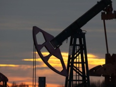 MAE: kurs ropy Brent powyżej 95 USD przez dwa miesiące, potem będzie spadać