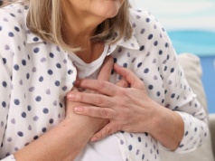 Nietypowe objawy niewydolności serca. Wśród nich kaszel i niestrawność