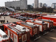 Nowe wozy i sprzęt dla strażaków. Katowickie jednostki dostały 6 pojazdów