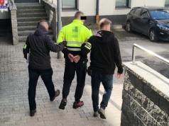 Zamość: 31-latek zatrzymany przez policjantów, zabezpieczono ponad kilogram narkotyków