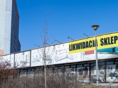 Po 30 latach zamyka się najstarszy salon meblowy w Olsztynie