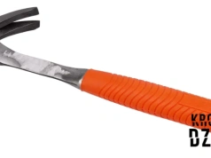 Zaprosił znajomych na imprezę. W domu leżały ciała jego rodziców