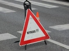 16-latek na hulajnodze uderzył w samochód