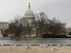 Masa równoległych kryzysów. USA na strategicznym rozdrożu