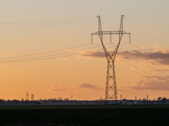 Europa wciąż bez bezpieczeństwa energetycznego. „Jedną zależność zastąpiliśmy inną”