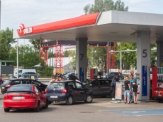 Promocje na Orlenie a kryzys. Niemiecka prasa: "Polacy chcą zakazać Niemcom tankowania!"