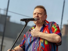 Jarek Janiszewski zmaga się z chorobą. Artyści poprosili o wsparcie