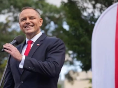 Prezydent zawetował SAFE. Spór o pieniądze czy o model Europy?