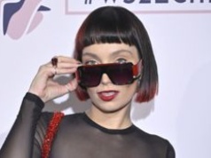 Mery Spolsky pręży odchudzoną sylwetkę w skąpym bikini. "PETARDA" (FOTO)