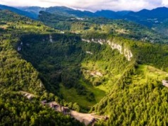 Zmieści Statuę Wolności. Dziura w Chinach skrywała na dnie tajemnicę