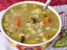 Ani ziemniaki, ani ryż. Do zupy ogórkowej wrzucam inny dodatek i każdy prosi o dokładkę