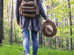 Obudziły się wcześniej niż zwykle. Leśnicy ostrzegają: "Patrzcie pod nogi"