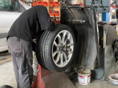 Kiedy zmienić opony na letnie? Już teraz czy lepiej jeszcze trochę poczekać?