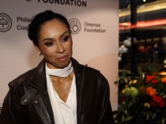 Omenaa Mensah: W domu trzeba jasno pokazywać, co jest zdrowe i dobre. Aby odciągnąć syna od smartfona, proponujemy mu wspólne wyjście na siłownię