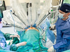 Elbląscy lekarze operują z robotem