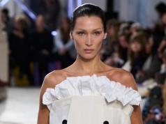 Bella Hadid twarzą Prada Beauty. Marka ogłosiła pierwszą globalną ambasadorkę