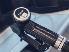 Ceny paliw: diesel może przekroczyć 8 zł za litr