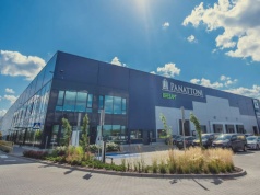 Nowy najem magazynu w Małopolsce. Producent kart wybrał obiekt pod Krakowem