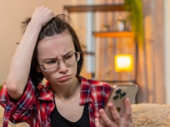 Smartfon zwalnia z każdym miesiącem? Te 5 trików go odświeży