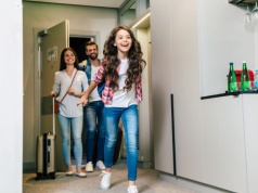 Polacy coraz chętniej wypoczywają w apartamentach. Nie tylko w sezonie letnim