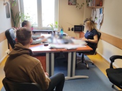 Rozbój na Amerykaninie i jego synu. Zatrzymani czterej nastolatkowie