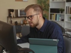 Jedno okienko i pełna cyfryzacja. Zakładanie firm stanie się prostsze