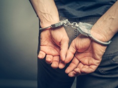 Internetowy oszust został złapany po ponad dekadzie