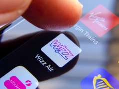 Wizz Air obniża cenę „lotniczego Netflixa”: jest o 2000 zł tańszy niż do tej pory! Czy to się opłaca? Sprawdzamy!