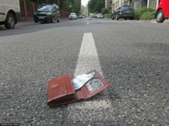 Znalazł portfel wypchany gotówką. Tak się zachował 36-letni Ukrainiec