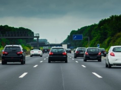 Niemcy zbadali, które auta palą najmniej. Im nie jest straszna drożyzna na stacjach paliw