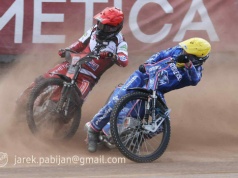 Żużel. Pogoda storpeduje początek sezonu? Niepokojące prognozy