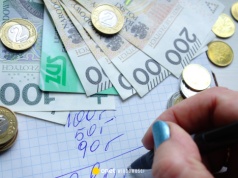 Zmiany w emeryturach już obowiązują. Od marca nowe stawki i limity