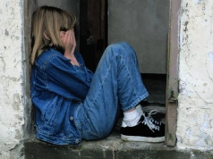 Mówią o nich: „Niewidzialni Polacy”. „System produkuje bezdomnych 20-latków”