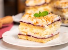 Nasz przepis dnia na kultową Pychotkę. To warstwowe ciasto udaje się za każdym razem