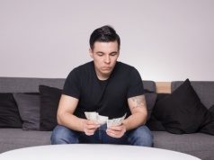 KRUS a umowa zlecenia 2026: Limit 4 806 zł dla rolników