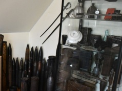 Amunicja i pociski na posesji pod Radomiem! Właściciel składowiska zatrzymany