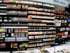 Rynek e-papierosów w Europie wymyka się regulacjom. Szara strefa warta 6,6 mld euro