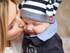 Autyzmu nie powodują szczepienia. Ale nowe badania pokazują, co ma wpływ na jego rozwój