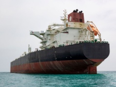 Ceny ropy i gazu rosną przez ukryty składnik. Tankowce płacą fortunę